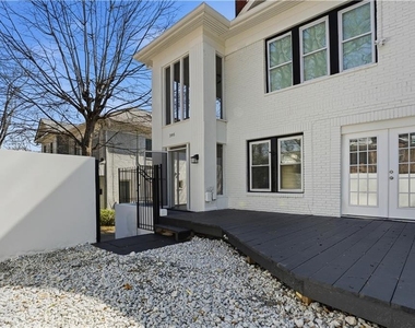 395 8th Street Ne - Photo Thumbnail 29