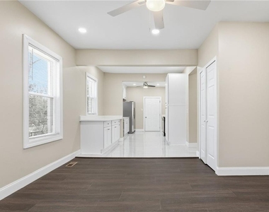395 8th Street Ne - Photo Thumbnail 7