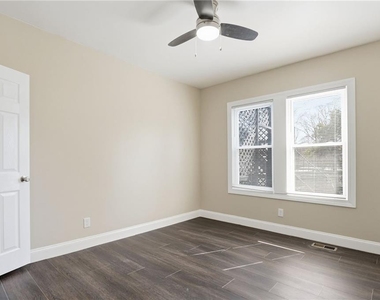 395 8th Street Ne - Photo Thumbnail 19