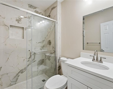 395 8th Street Ne - Photo Thumbnail 17