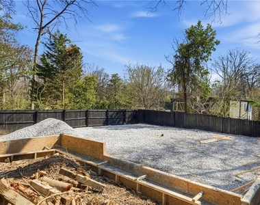 395 8th Street Ne - Photo Thumbnail 25