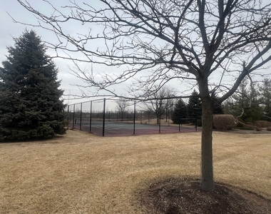 285 Lakeshore Drive - Photo Thumbnail 33