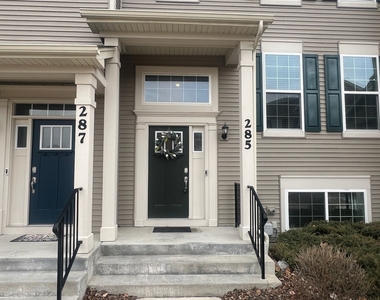 285 Lakeshore Drive - Photo Thumbnail 1