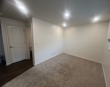285 Lakeshore Drive - Photo Thumbnail 23