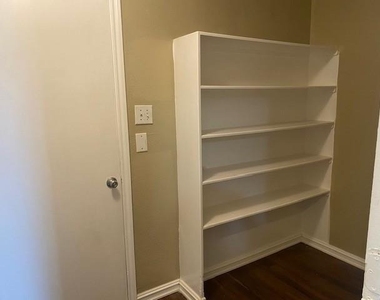 5906 Drenner Park Lane - Photo Thumbnail 13