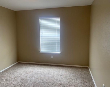 5906 Drenner Park Lane - Photo Thumbnail 23