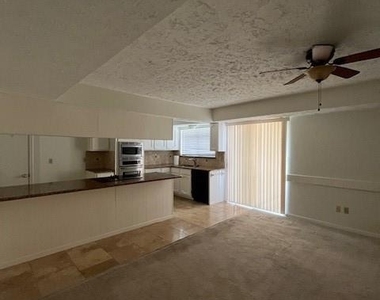 2010 Windy Meadow Drive - Photo Thumbnail 5