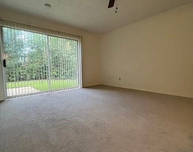 2010 Windy Meadow Drive - Photo Thumbnail 8