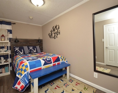 6102 Seawall Boulevard - Photo Thumbnail 21
