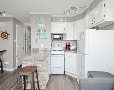 6102 Seawall Boulevard - Photo Thumbnail 34
