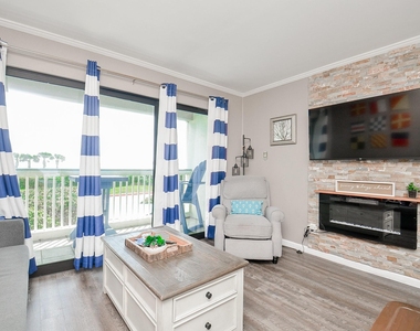6102 Seawall Boulevard - Photo Thumbnail 30