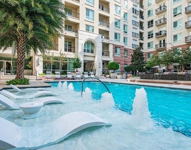 2801 Water Wall Drive - Photo Thumbnail 15