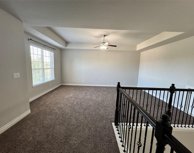 5231 Pickford Grove - Photo Thumbnail 22