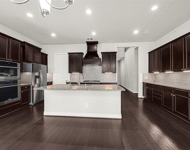 5231 Pickford Grove - Photo Thumbnail 14