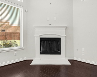 5231 Pickford Grove - Photo Thumbnail 5