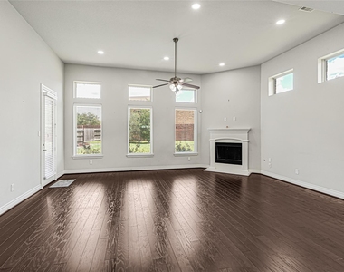 5231 Pickford Grove - Photo Thumbnail 3