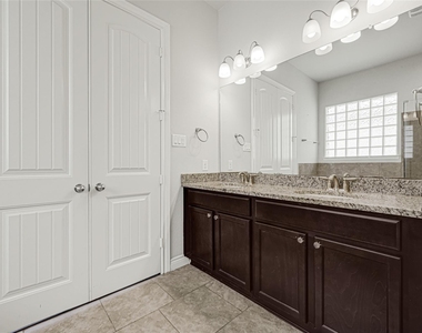 5231 Pickford Grove - Photo Thumbnail 17