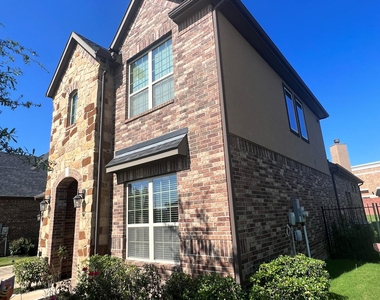 5231 Pickford Grove - Photo Thumbnail 28