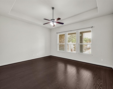 5231 Pickford Grove - Photo Thumbnail 7