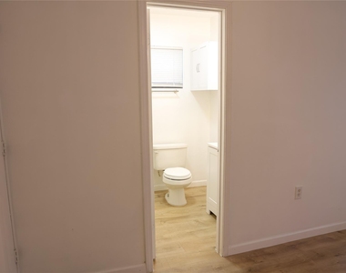 10 Jenkins Street - Photo Thumbnail 6