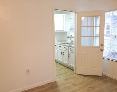10 Jenkins Street - Photo Thumbnail 12