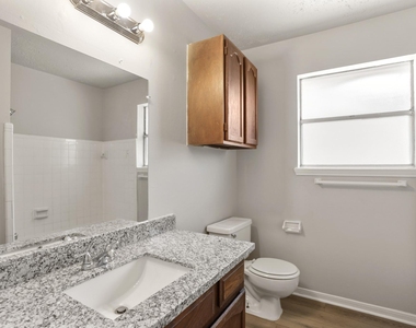 2035 Lexington Woods Drive - Photo Thumbnail 4