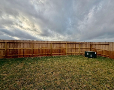 5003 Esperanza Terrace Drive - Photo Thumbnail 18