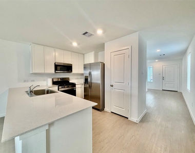 5003 Esperanza Terrace Drive - Photo Thumbnail 6