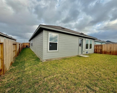 5003 Esperanza Terrace Drive - Photo Thumbnail 17