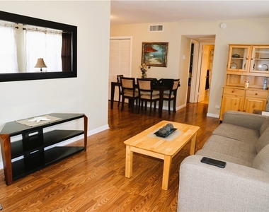 21380 Edgewater Drive - Photo Thumbnail 8