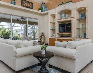 2317 Sw 43rd Lane - Photo Thumbnail 5