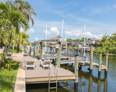 2317 Sw 43rd Lane - Photo Thumbnail 27