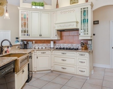 2317 Sw 43rd Lane - Photo Thumbnail 2