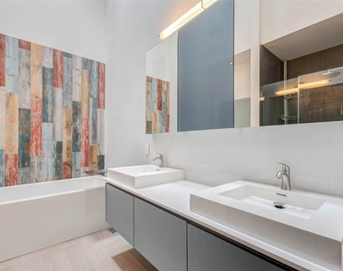 1222 Marconi Street - Photo Thumbnail 19