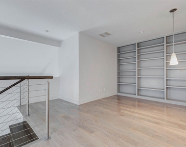1222 Marconi Street - Photo Thumbnail 18