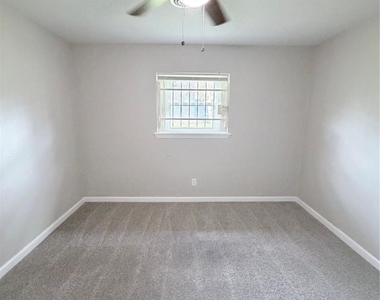 7705 Parker Road - Photo Thumbnail 12