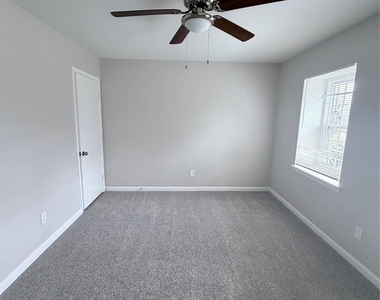 7705 Parker Road - Photo Thumbnail 14