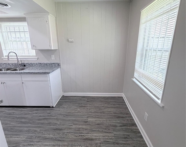 7705 Parker Road - Photo Thumbnail 6