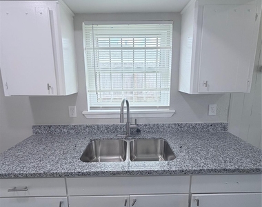 7705 Parker Road - Photo Thumbnail 10