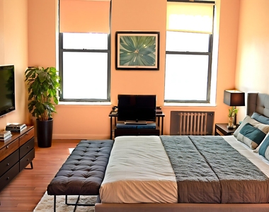 215 East 110th Street - Photo Thumbnail 2