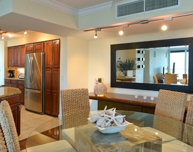 4001 Gulf Shore Boulevard N - Photo Thumbnail 7