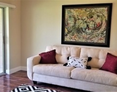 27095 Matheson Avenue - Photo Thumbnail 12