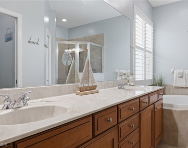 13818 Farnese Drive - Photo Thumbnail 18