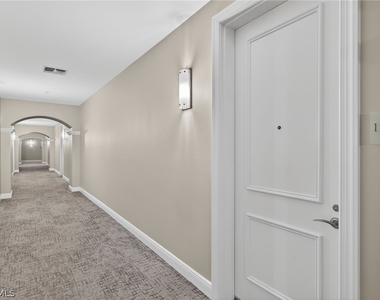 8010 Via Sardinia Way - Photo Thumbnail 33