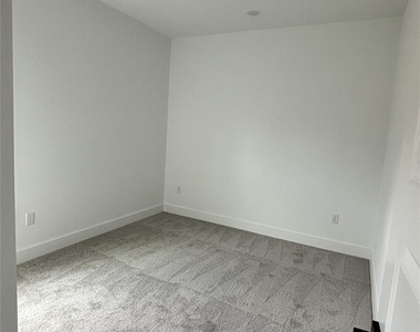 8218 Locksley Road - Photo Thumbnail 6