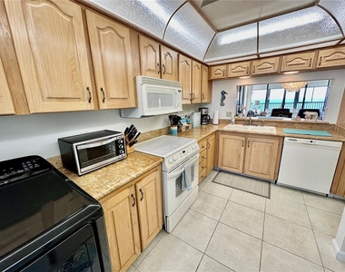15462 Gulf Boulevard - Photo Thumbnail 65