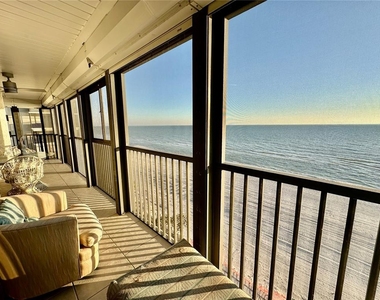 15462 Gulf Boulevard - Photo Thumbnail 2