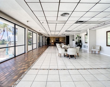 15462 Gulf Boulevard - Photo Thumbnail 32