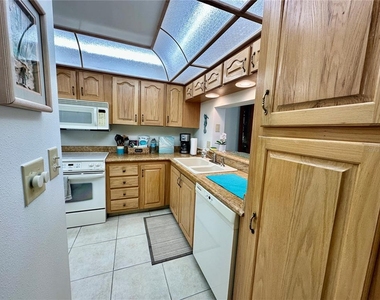 15462 Gulf Boulevard - Photo Thumbnail 50