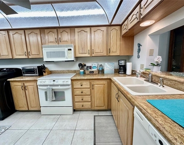 15462 Gulf Boulevard - Photo Thumbnail 52